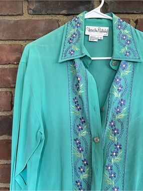 Vtg Diane von Furstenberg Silk Blouse Embroidered XS 38 Chest
